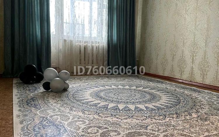 4-комнатная квартира · 74 м² · 5/5 этаж, Аса 17 — Близ школы гимназии 49 за 21 млн ₸ в Таразе — фото 2