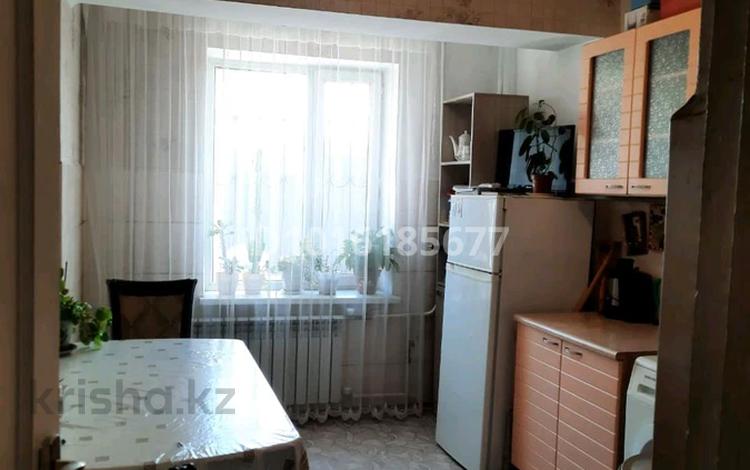 1-бөлмелі пәтер · 42 м² · 1/5 қабат, Мкр.Куат ул.Рахимбаева 26, бағасы: 180 000 ₸ в  — фото 2