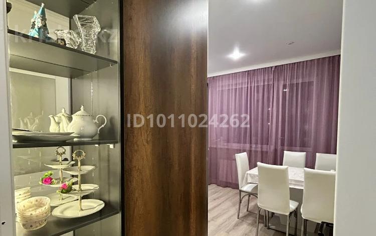 4-бөлмелі пәтер · 110 м² · 5/16 қабат, Аль-Фараби 44/1, бағасы: 69 млн ₸ в Астане, Есильский р-н — фото 2