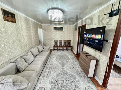4-бөлмелі пәтер · 60 м² · 1/5 қабат, 16-шағынаудан, бағасы: 11.7 млн ₸ в Караганде, Алихана Бокейханова р-н