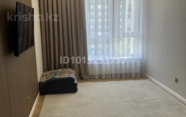2-комнатная квартира · 39 м² · 7/8 этаж, Мангилик Ел 40 за 350 000 ₸ в Астане, Есильский р-н — фото 2
