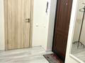 2-комнатная квартира · 58.2 м² · 10/12 этаж, мкр Акбулак, Дарабоз 35 — Хозяин квартиры. Жк Алатау Сити полноценный 2 ком . на против Алматы Арены. рядом садик школа. новый мечеть. за 35.5 млн ₸ в Алатауский р-н — фото 9