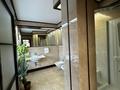 4-комнатная квартира · 215.3 м² · 13/13 этаж, мкр Самал-2, Мендикулова 105 за 165 млн ₸ в Алматы, Медеуский р-н — фото 17