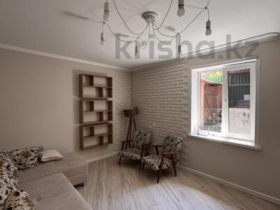 Часть дома · 2 комнаты · 60 м² · 2 сот., Переулок Кирова 11 — Богенбай батыра за 450 000 ₸ в Алматы, Медеуский р-н