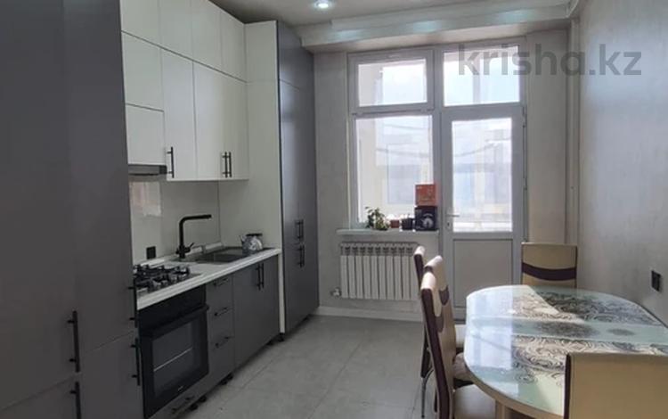 2-бөлмелі пәтер · 62 м² · 3/9 қабат, мкр Нурсат 2, бағасы: 250 000 ₸ в Шымкенте, Каратауский р-н — фото 2