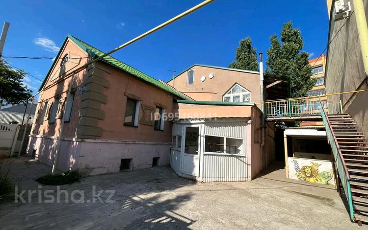 Часть дома · 5 комнат · 180 м², Жунисова 4 — Пугачева за 200 000 〒 в Уральске, мкр Школьник — фото 2