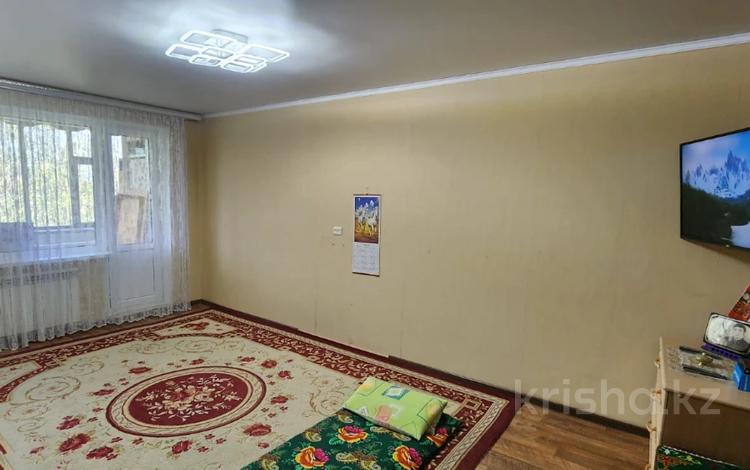 2-комнатная квартира · 47 м² · 4/5 этаж, Абая за 15.5 млн ₸ в Уральске — фото 2