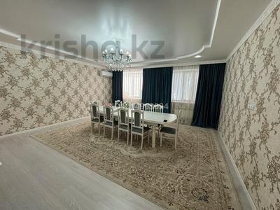 5-комнатная квартира · 180 м² · 3/5 этаж, мкр. Алтын орда, Тауелсиздик — Первая линия проспекта Тауелсиздик за 550 000 ₸ в Актобе