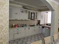5-бөлмелі пәтер · 180 м² · 3/5 қабат, Алтын орда ш/а., Тауелсиздик — Первая линия проспекта Тауелсиздик, бағасы: 550 000 ₸ в Актобе, мкр. Алтын орда — фото 9