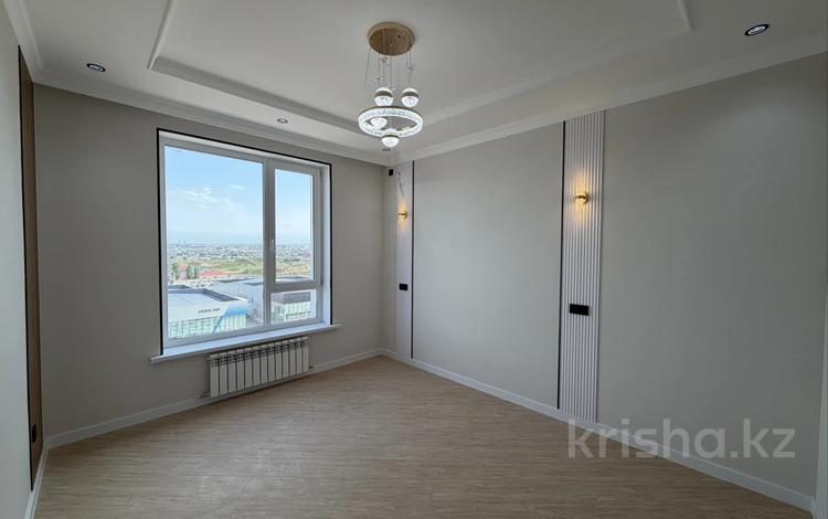 2-бөлмелі пәтер · 63 м² · 8/9 қабат, мкр Шымсити, Байдибек Би 241А, бағасы: 36 млн ₸ в Шымкенте, Абайский р-н — фото 5