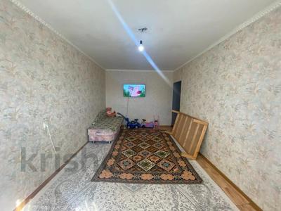 2-комнатная квартира, 44 м², 4/5 этаж, пр. Республики за 7.8 млн 〒 в Темиртау