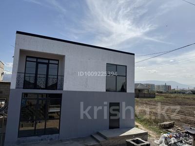 Отдельный дом · 4 комнаты · 160 м² · 2.5 сот., 21 квартал — Карлыгаш за 26.9 млн ₸ в Каскелене