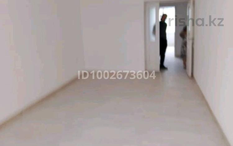 1-комнатная квартира · 50 м² · 1/5 этаж, мкр Асар-2 10 за 17.5 млн 〒 в Шымкенте, Абайский р-н — фото 3