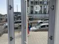 Свободное назначение, офисы, магазины и бутики, салоны красоты, медцентры и аптеки, образование, кабинеты и рабочие места · 90 м² за 900 000 ₸ в Шымкенте, Каратауский р-н — фото 7