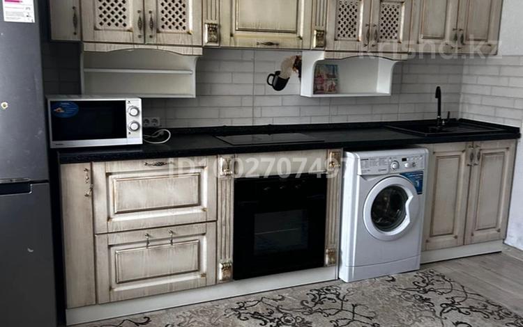 2-комнатная квартира · 60 м² · 1/5 этаж, мкр Новый Город, Ермекова 114/4 за 200 000 ₸ в Караганде, Казыбек би р-н — фото 26
