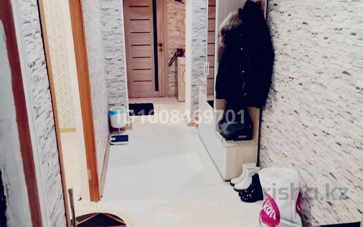 2-бөлмелі пәтер · 54.6 м² · 2/5 қабат, мкр Жана Орда 12, бағасы: 24 млн ₸ в Уральске — фото 2