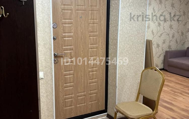2-бөлмелі пәтер · 80 м² · 5/5 қабат, Алтын орда ш/а., Тәуелсіздік 4, бағасы: 220 000 ₸ в Актобе, мкр. Алтын орда — фото 2