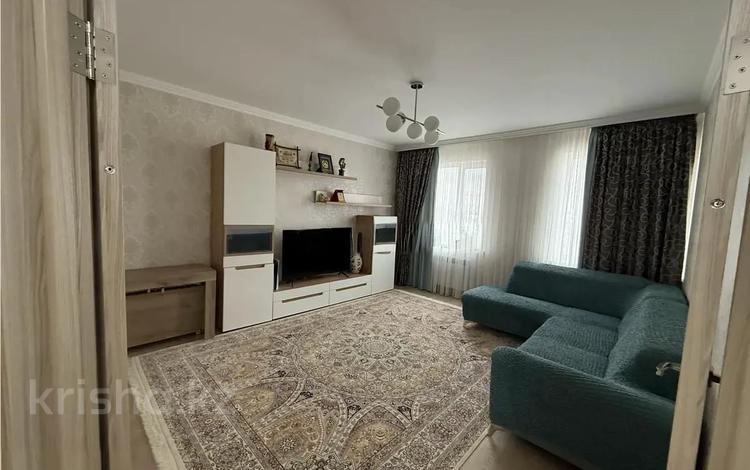 3-комнатная квартира · 81.9 м² · 11/12 этаж, пр. Кошкарбаева — 3̲-̲к̲о̲м̲н̲а̲т̲н̲а̲я̲ ̲с̲ ̲р̲е̲м̲о̲н̲т̲о̲м̲ ̲в̲о̲з̲л̲е̲ ̲Х̲А̲З̲Р̲Е̲Т̲ ̲С̲У̲Л̲Т̲А̲Н̲ за 45.5 млн ₸ в Астане, Алматы р-н — фото 2