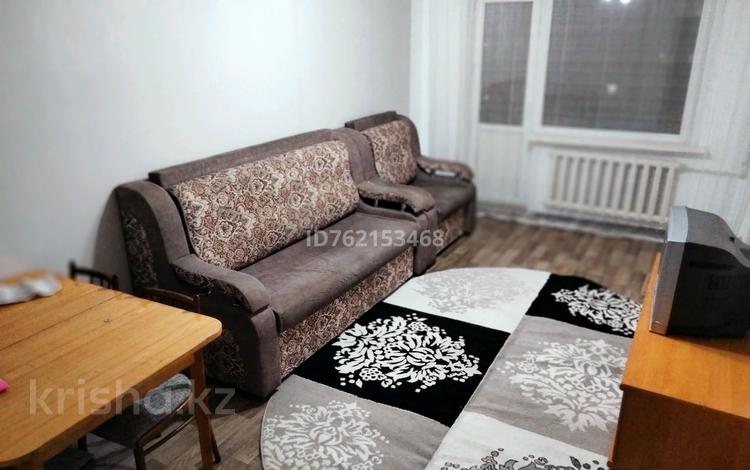 2-комнатная квартира · 48 м² · 4/5 этаж, мкр Юго-Восток, Мкр Юго-Восток, 27й микрорайон 23 за 20 млн ₸ в Караганде, Казыбек би р-н — фото 2