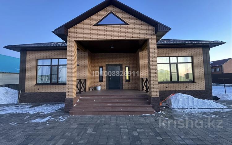 Жеке үй · 5 бөлме · 208 м² · 11 жүзд., Алтын орда ш/а. 102 — С/к Гульдер, бағасы: 92 млн ₸ в Актобе, мкр. Алтын орда — фото 2