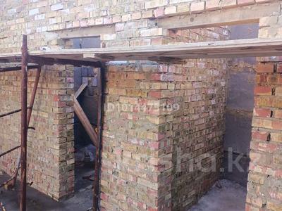 Отдельный дом · 4 комнаты · 180 м² · 8 сот., Молодёжная 13 — Исаева молодёжная за 18 млн ₸ в Жезказгане