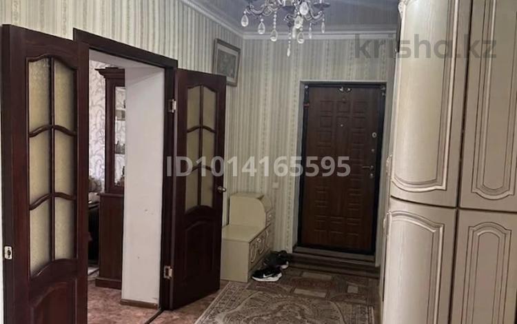 3-комнатная квартира · 72.4 м² · 4/10 этаж, мкр. Алтын орда, Улица Ораза Татеулы, 8 · микрорайон Алтын Орда, 12 8 за 39 млн ₸ в Актобе — фото 12