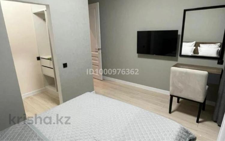 2-комнатная квартира · 40 м² · 11/12 этаж, Чингиз Айтматов 60 за 20 000 ₸ в Астане, Есильский р-н — фото 2