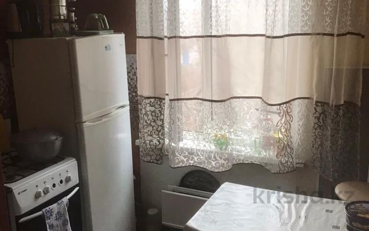 1-комнатная квартира, 25 м², 1/5 этаж, Жастар за 8 млн 〒 в Талдыкоргане, мкр Жастар — фото 2