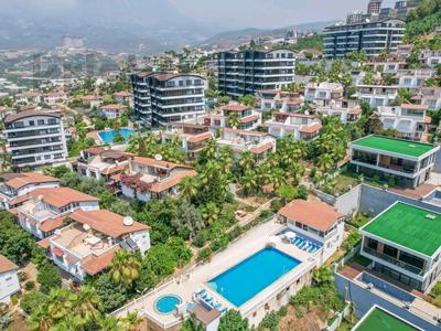 Отдельный дом · 4 комнаты · 175 м² · 8 сот., Аланья 25 за 160 млн 〒