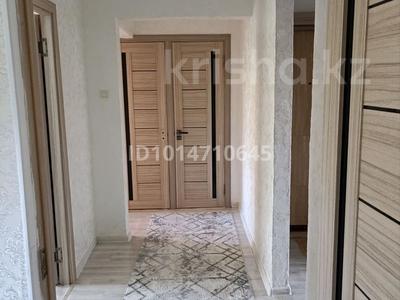 4-комнатная квартира · 75 м² · 4/5 этаж, мкр Каратау 31 — Рыскулова за 20 млн ₸ в Таразе