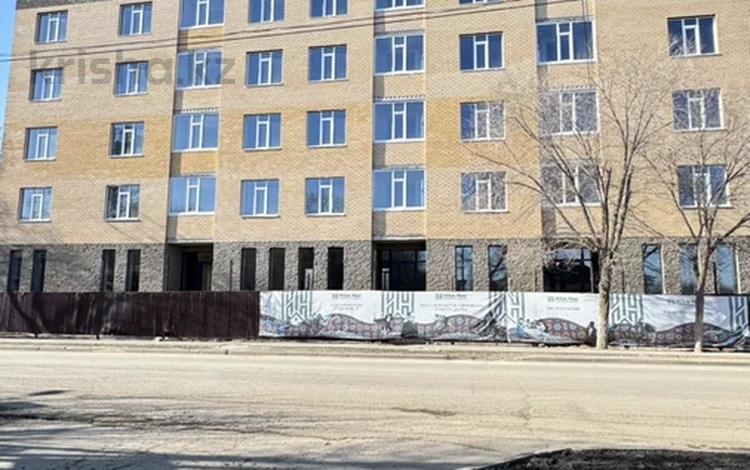 3-бөлмелі пәтер · 99.31 м² · 1/5 қабат, Тлеу батыра 13, бағасы: 26 млн ₸ в Актобе — фото 4