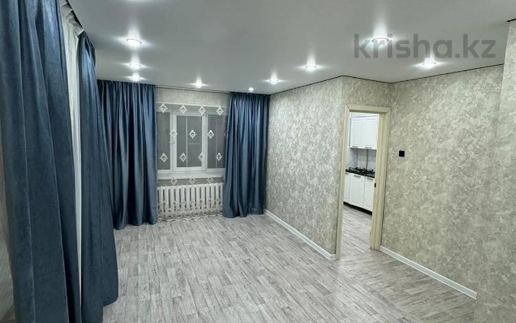 11-комнатная квартира · 36 м² · 1/5 этаж, Молдагулова 2/1 — Уют, Вольный стиль, ЖД вокзал за 150 000 ₸ в Уральске — фото 2