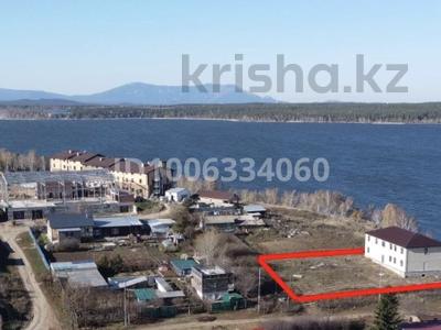 Жер телімі · 24.8 сотық, Набережная 17 — На берегу озера, бағасы: 100 млн ₸ в Катарколе