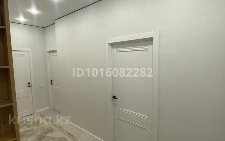 3-комнатная квартира · 71 м² · 3/16 этаж, Култегин 17 — Хан шатыр за 350 000 ₸ в Астане, Нура р-н — фото 2