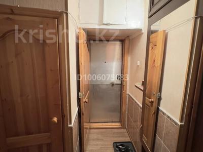 3-комнатная квартира · 47 м² · 2/5 этаж, Майкудук, 15й микрорайон 3а за 11.5 млн 〒 в Караганде, Алихана Бокейханова р-н