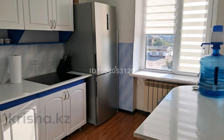 3-комнатная квартира · 64.5 м² · 3/3 этаж, Бокейханова 21 за 18.5 млн ₸ в Балхаше — фото 2