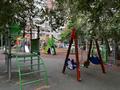 3-бөлмелі пәтер · 63 м² · 4/10 қабат, Степной 3 ш/а. 7, бағасы: 48 млн ₸ в Караганде, Казыбек би р-н