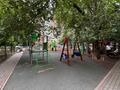 3-бөлмелі пәтер · 63 м² · 4/10 қабат, Степной 3 ш/а. 7, бағасы: 48 млн ₸ в Караганде, Казыбек би р-н — фото 2