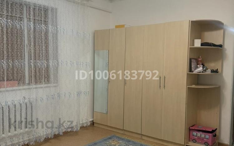 Отдельный дом · 5 комнат · 174 м² · 174 сот., Қызыл тобе абай 37 за 12 млн 〒 в Актау — фото 2