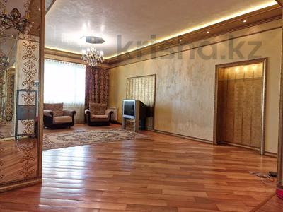 4-комнатная квартира, 141 м², 2/14 этаж, Навои за 76.5 млн 〒 в Алматы, Ауэзовский р-н