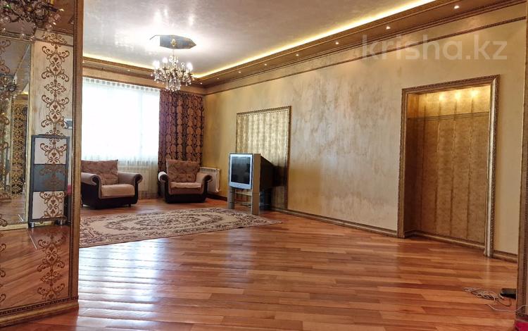 4-комнатная квартира, 141 м², 2/14 этаж, Навои за 76.5 млн 〒 в Алматы, Ауэзовский р-н — фото 2