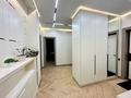 4-комнатная квартира · 121 м² · 6/12 этаж, Розыбакиева 330 — Ескараева за 250 млн ₸ в Алматы, Бостандыкский р-н — фото 5