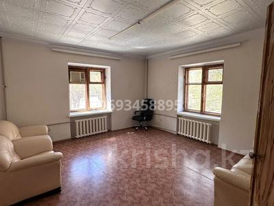 2-комнатная квартира, 52 м², 2/4 этаж, Уалиханова 4 за 13.8 млн 〒 в Балхаше