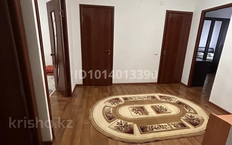 2-комнатная квартира · 62.3 м² · 3/5 этаж, мкр Улы Дала 4 — Между Сулеймановой и Пушкина за 130 000 ₸ в Таразе — фото 2