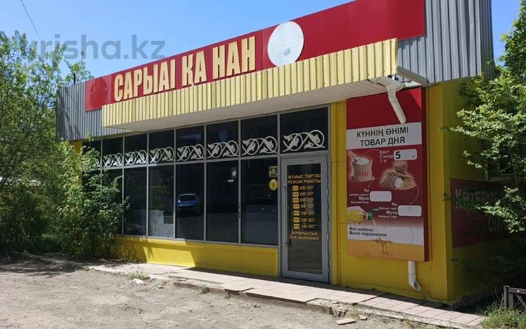 Еркін, дүкендер мен бутиктер, қоғамдық тамақтану орны, медорталықтар мен дәріханалар, білім орталықтары · 90.8 м², бағасы: 550 000 ₸ в Караганде, Казыбек би р-н — фото 2