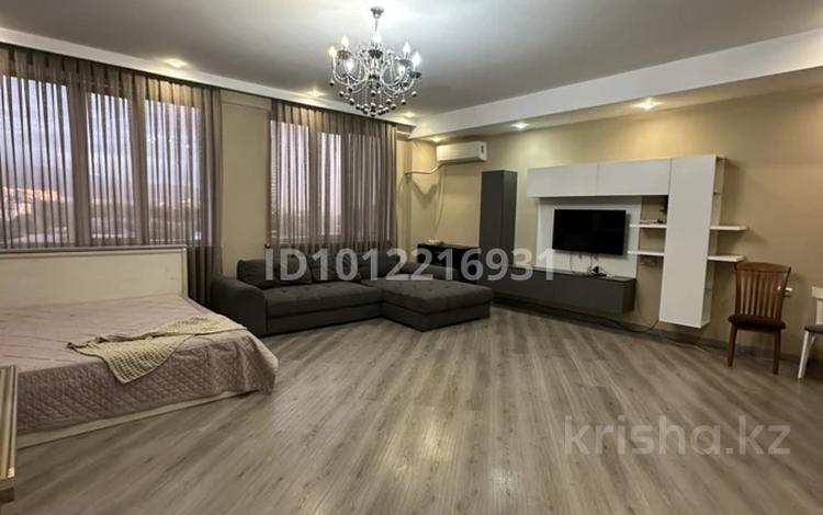 2-комнатная квартира · 100 м² · 10/10 этаж, Алтынсарина 40г за 320 000 ₸ в Алматы, Ауэзовский р-н — фото 2