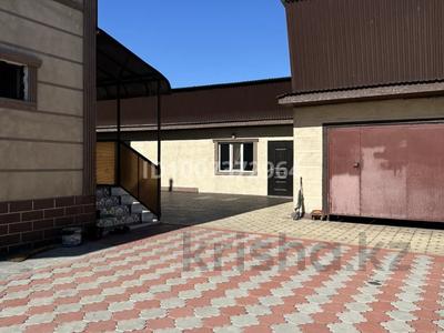 Отдельный дом · 10 комнат · 500 м² · 17 сот., Тынышбаева 47 за 80 млн 〒 в Сарканде