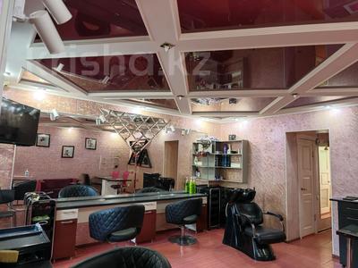 Свободное назначение, офисы, магазины и бутики, салоны красоты, медцентры и аптеки, образование, развлечения · 60.1 м² за 36 млн 〒 в Петропавловске