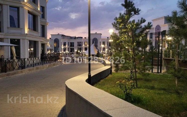 4-бөлмелі пәтер · 200 м² · 1/3 қабат, Сейдимбека 110/1, бағасы: 240 млн ₸ в Алматы, Наурызбайский р-н — фото 2