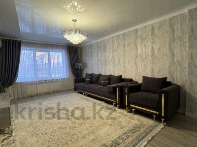 4-комнатная квартира · 120 м² · 4/12 этаж, мкр Юго-Восток, Просп. Республики 42 за 500 000 〒 в Караганде, Казыбек би р-н